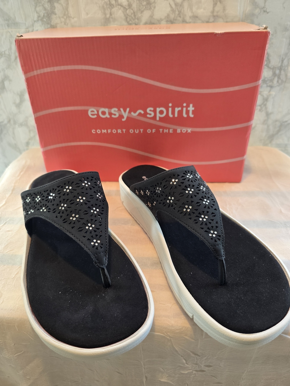 Easy Spirit Black Laser Cut Rhinestone Slip On Comfort Sandals Size 7 NIB